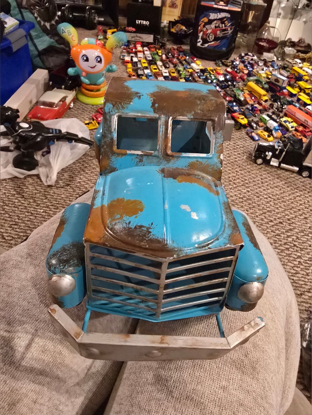 3 Teleflora Ford F-1 Pick Up Truck Blue Metal Planter 1940s Toy/Lawn/garden - Picture 11 of 12